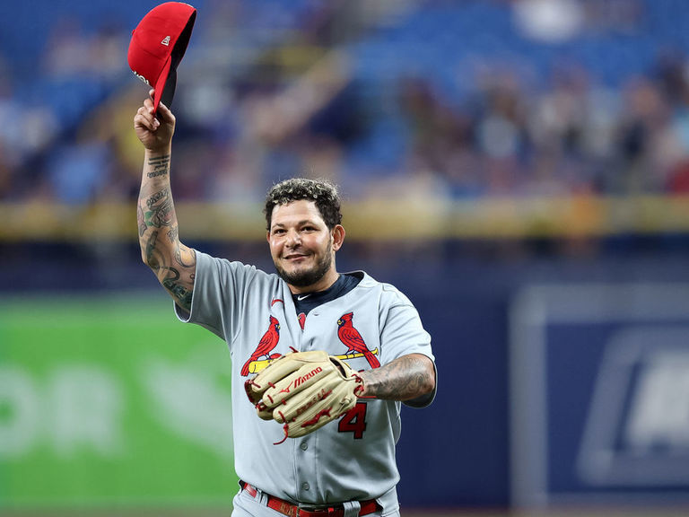 Molina returns after leaving Cards to head home for basketball title ...