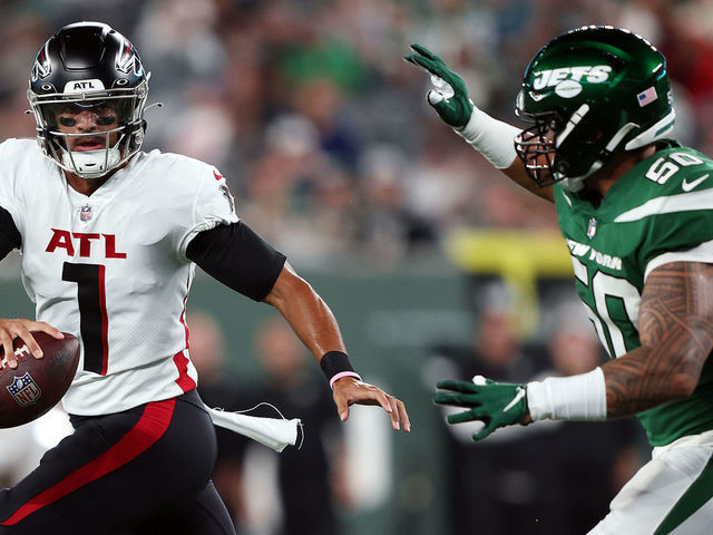 EAST RUTHERFORD, NJ - AUGUST 22: Atlanta Falcons quarterback Marcus Mariota  (1) during the National Football League game between the New York Jets and  the Atlanta Falcons on August 22, 2022 at