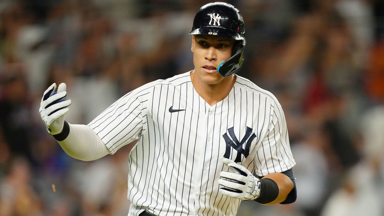 NEW YORK, NY - AUGUST 23: Aaron Judge #99 of the New York Yankees reacts after hitting a home run in the fourth inning during the game between the New York Mets and the New York Yankees at Yankee Stadium on Tuesday, August 23, 2022 in New York, New York.