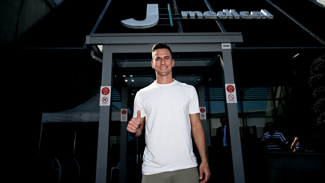 TURIN, ITALY - AUGUST 25: Juventus New Signing Arek Milik Medical Tests on August 25, 2022 in Turin, Italy.