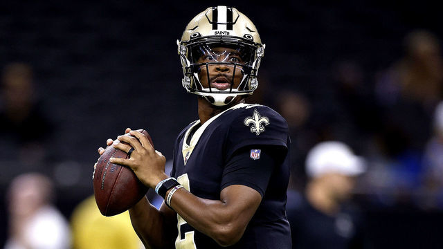 NEW ORLEANS, LOUISIANA - AUGUST 26: Jameis Winston #2 of the New Orleans Saints warms up prior to the start of an NFL preseason game against the Los Angeles Chargers at Caesars Superdome on August 26, 2022 in New Orleans, Louisiana.