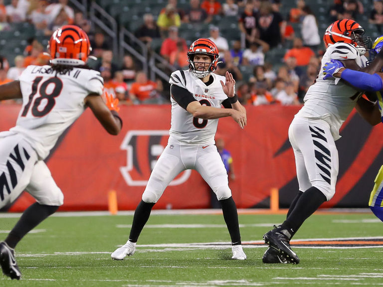 Browning Leads Bengals Past Rams 16 7 In Super Bowl Rematch TheScore browning-leads-bengals-past-rams-16-7-in-super-bowl-rematch-thescore
