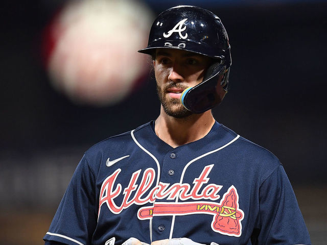 PITTSBURGH, PA - AUGUST 23: Dansby Swanson #7 of the Atlanta Braves in action during the game against the Pittsburgh Pirates at PNC Park on August 23, 2022 in Pittsburgh, Pennsylvania.