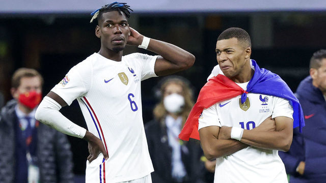 MILAN, ITALY - OCTOBER 10: (L-R) Paul Pogba of France, Kylian Mbappe of France during the UEFA Nations league match between Spain v France at the San Siro on October 10, 2021 in Milan Italy