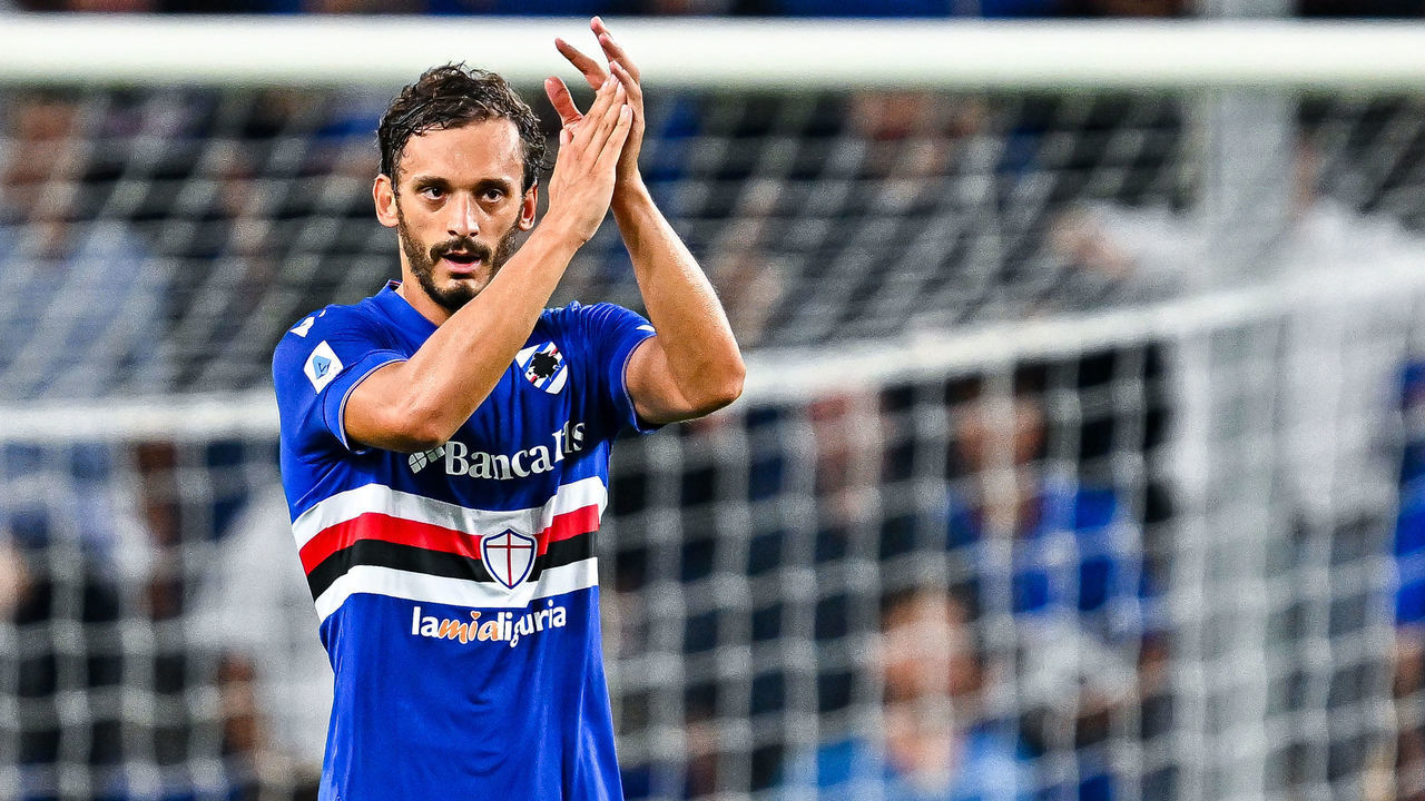 GENOA, ITALY - AUGUST 31: Manolo Gabbiadini of Sampdoria celebrates after scoring a goal during the Serie A match between UC Sampdoria and SS Lazio at Stadio Luigi Ferraris on August 31, 2022 in Genoa, Italy.