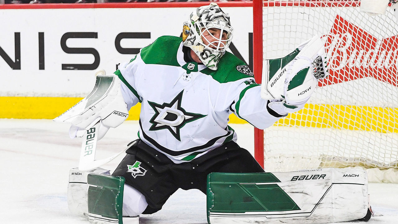 CALGARY, AB - MAY 15: Jake Oettinger #29 of the Dallas Stars in action against the Calgary Flames during Game Seven of the First Round of the 2022 Stanley Cup Playoffs at Scotiabank Saddledome on May 15, 2022 in Calgary, Alberta, Canada. The Flames defeated the Stars 3-2 in overtime.