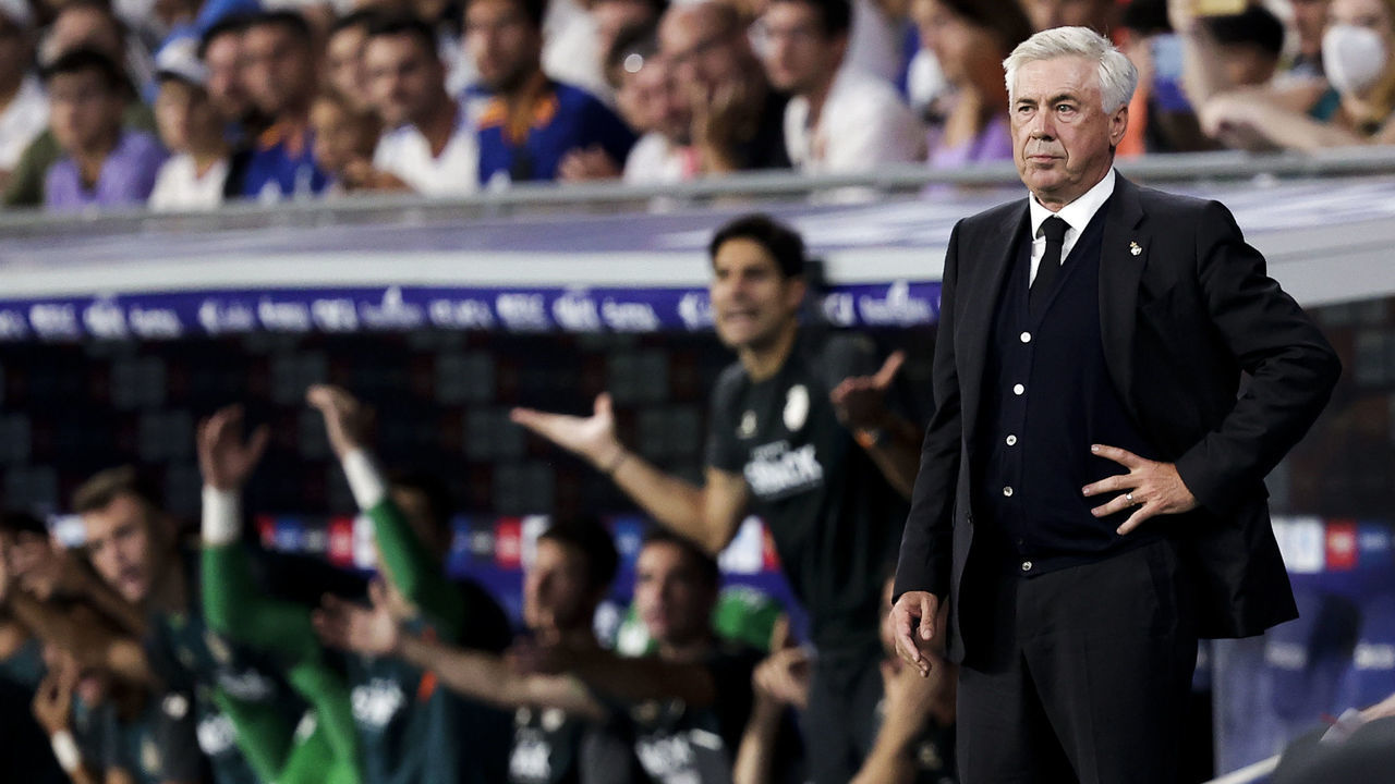 CORNELLA, SPAIN - AUGUST 28: coach Carlo Ancelotti of Real Madrid during the La Liga Santander match between Espanyol v Real Madrid at the RCDE Stadium on August 28, 2022 in Cornella Spain