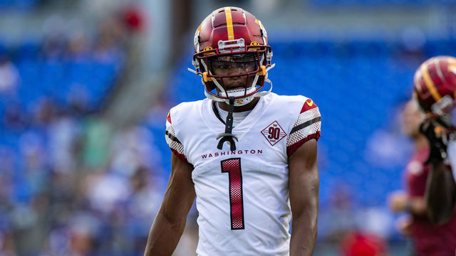 BALTIMORE, MD - AUGUST 27: Washington Commanders wide receiver Jahan Dotson (1) prior to the NFL preseason football game between the Washington Commanders and Baltimore Ravens on August 27, 2022 at M&T Bank Stadium in Baltimore, MD