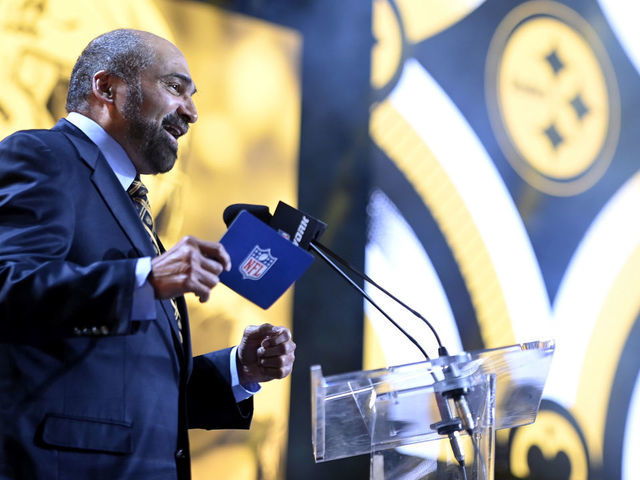 Steelers to retire Franco Harris' No. 32 on Christmas Eve 