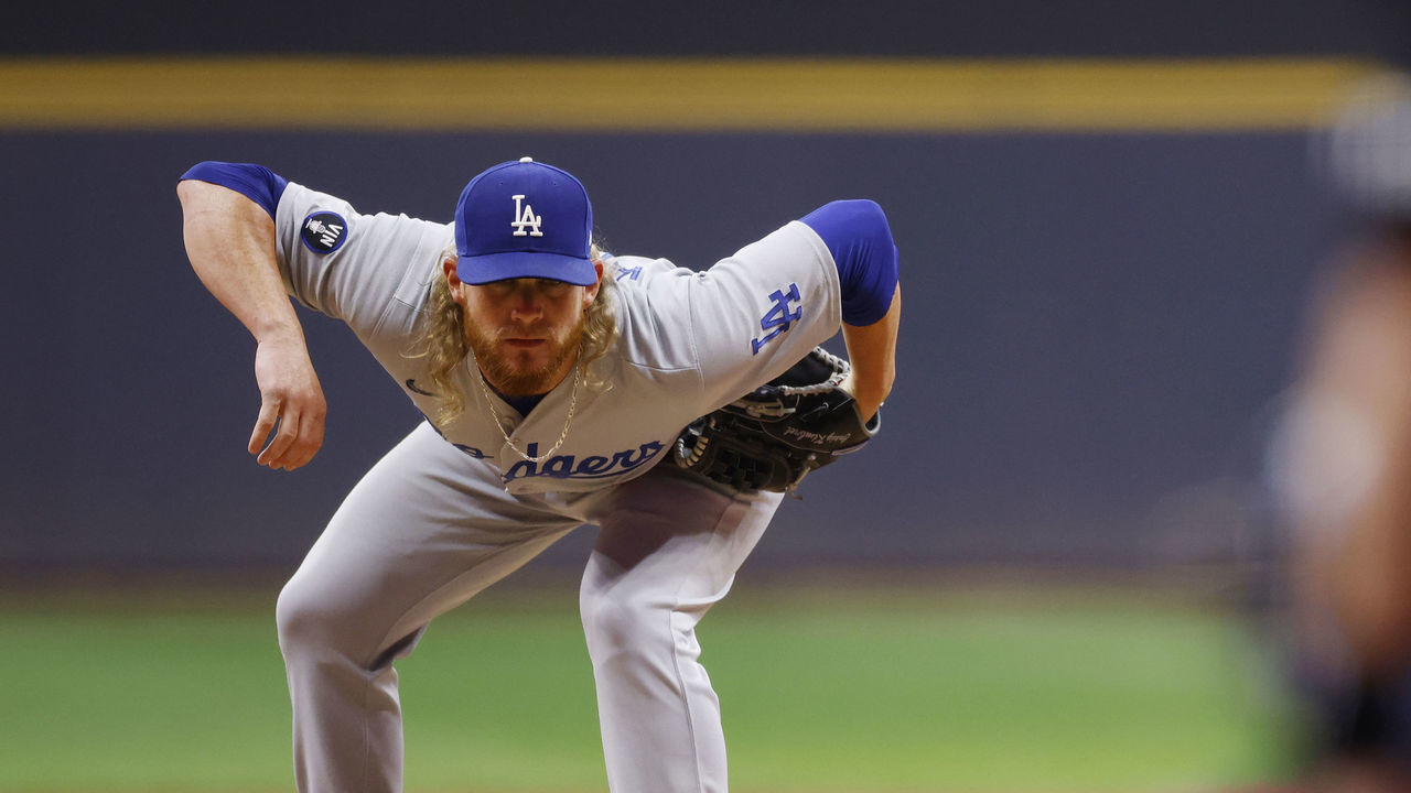 MILWAUKEE, WI - AUGUST 17: Los Angeles Dodgers relief pitcher Craig Kimbrel (46) gets set to pitch during an MLB game against the Milwaukee Brewers on August 17, 2022 at American Family Field in Milwaukee, Wisconsin.