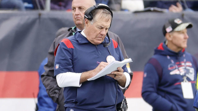 FOXBOROUGH, MA - NOVEMBER 14: New England Patriots head coach Bill Belichick makes notes during a game between the New England Patriots and the Cleveland Browns on November 14, 2021, at Gillette Stadium in Foxborough, Massachusetts.