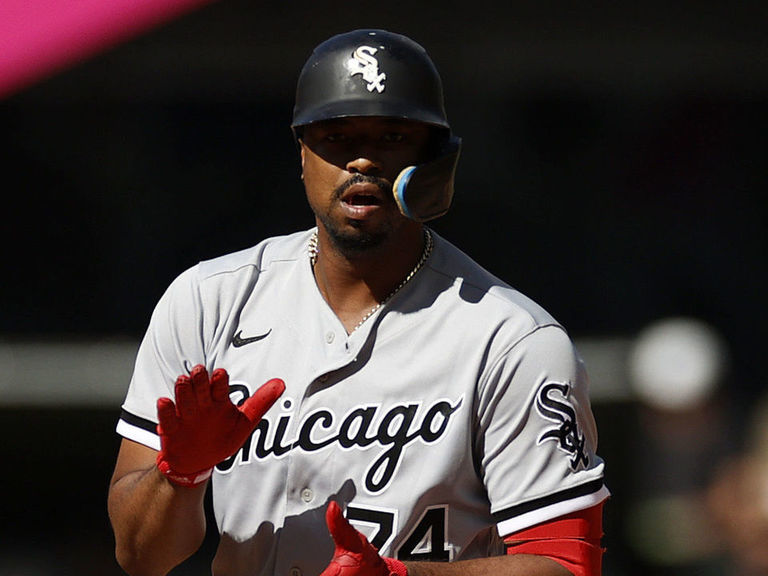 Eloy Jimenez Gives Up Mid At-Bat 😂 