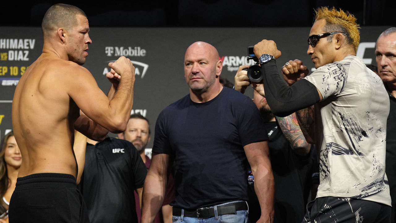 LAS VEGAS, NEVADA - SEPTEMBER 09: (L-R) Opponents Nate Diaz and Tony Ferguson face off during the UFC 279 ceremonial weigh-in at MGM Grand Garden Arena on September 09, 2022 in Las Vegas, Nevada.
