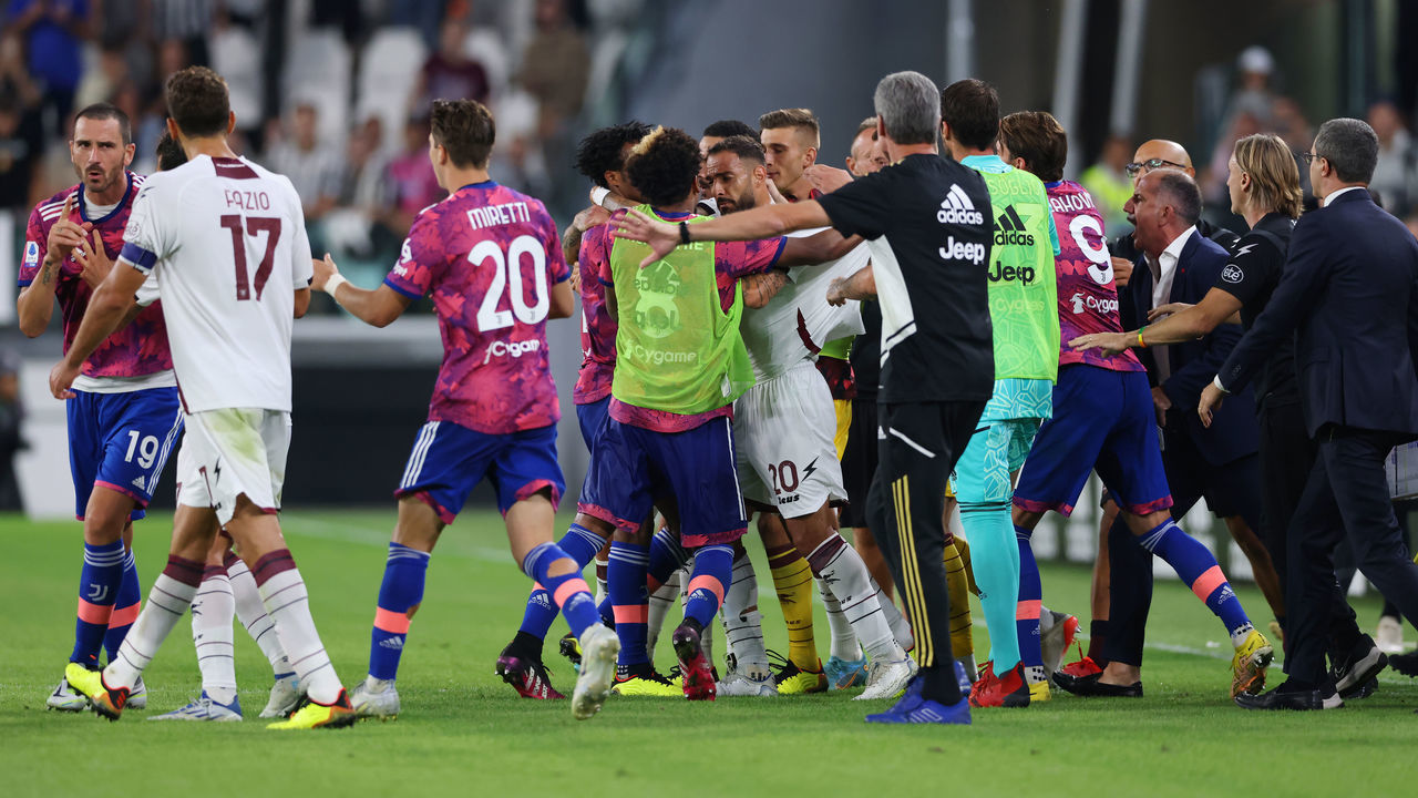 TURIN, ITALY - SEPTEMBER 11: Players of Juventus and Salernitana clash after Arkadiusz Milik (not pictured) of Juventus scored a goal which was later disallowed during the Serie A match between Juventus and Salernitana at on September 11, 2022 in Turin, Italy.
