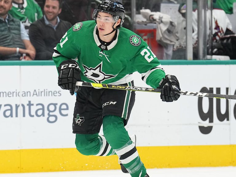 Stars GM: 'Very open dialogue' with Robertson as training camp looms ...