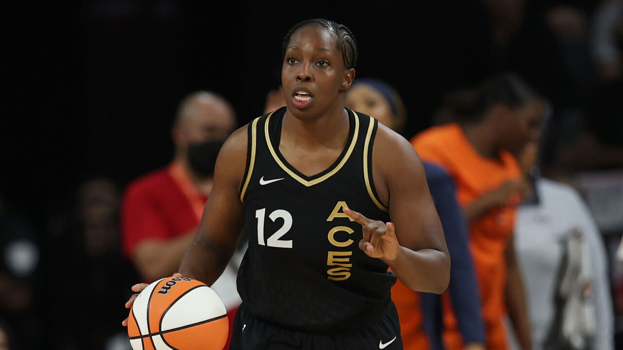LAS VEGAS, NV - SEPTEMBER 13: Chelsea Gray #12 of the Las Vegas Aces handles the ball during the game against the Connecticut Sun on September 13, 2022 at Michelob ULTRA Arena in Las Vegas, Nevada. Mandatory Copyright Notice: Copyright 2022 NBAE