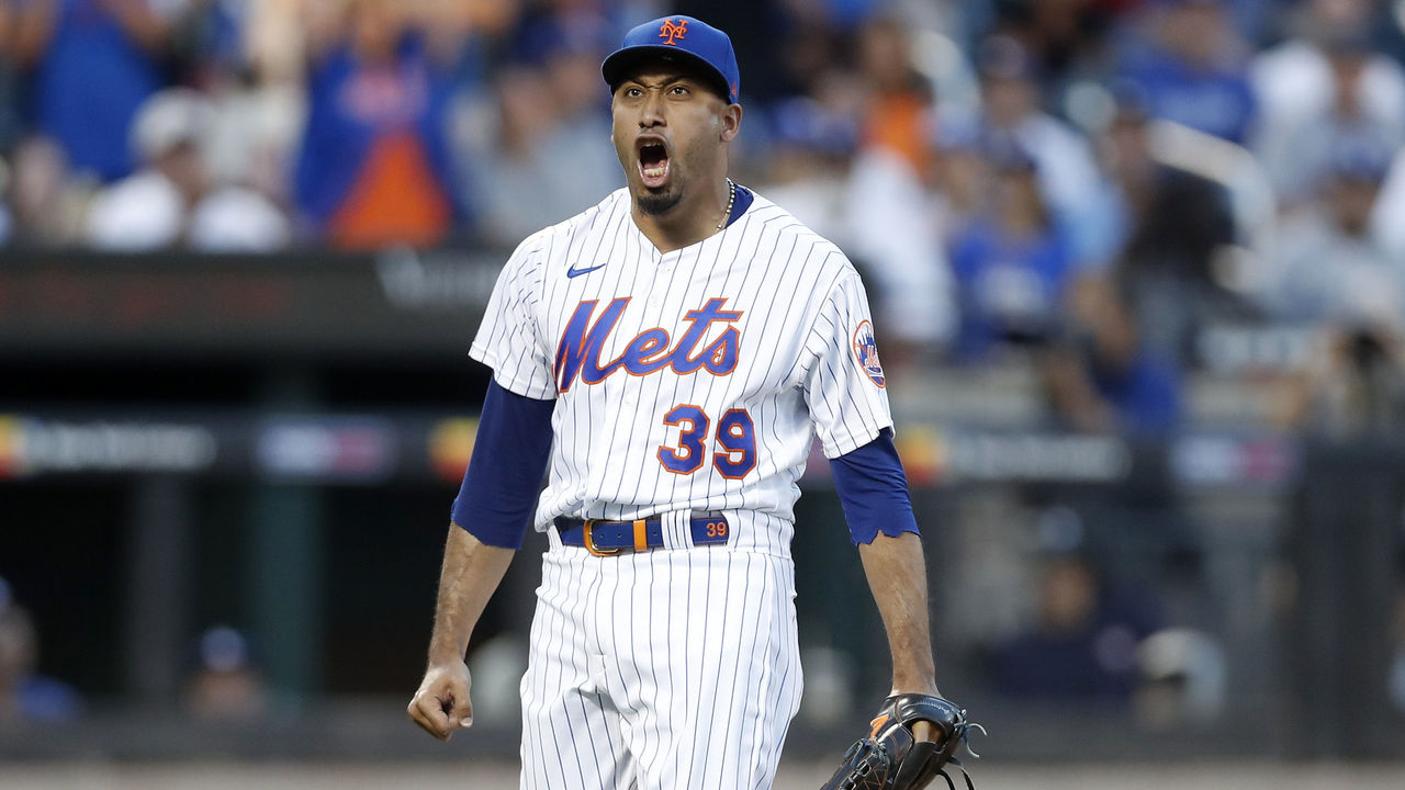 Mets sign Edwin Diaz to $102M US, 5-year record deal for MLB