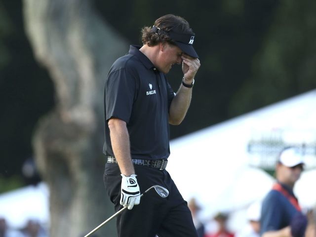Phil Mickelson looks to erase ghosts of U.S. Open's past
