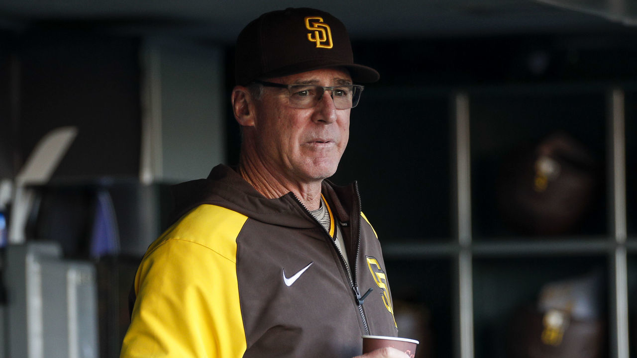 SAN FRANCISCO, CA - AUGUST 29: San Diego Padres manager Bob Melvin looks on during a game between the San Diego Padres and San Francisco Giants on August 29, 2022, at Oracle Park in San Francisco, CA.