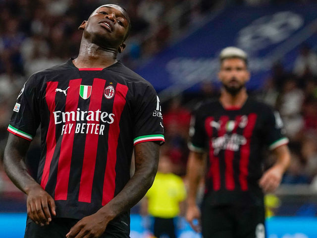 AC Milan 1-0 Fiorentina: Rafael Leao strikes late as Rossoneri claim three  vital points in Serie A title race - Eurosport