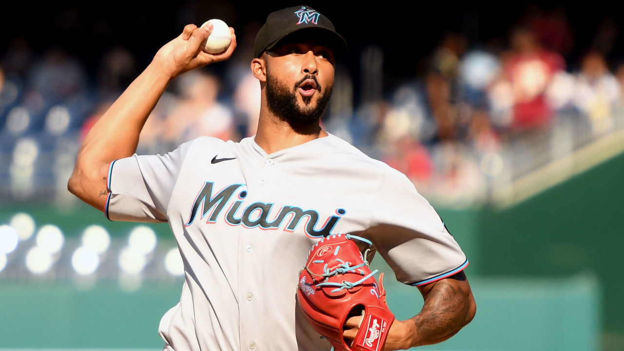 WASHINGTON, DC - SEPTEMBER 18: Sandy Alcantara #22 of the Miami Marlins pitches in the ninth inning against the Washington Nationals at Nationals Parks on September 18, 2022 in Washington, DC.