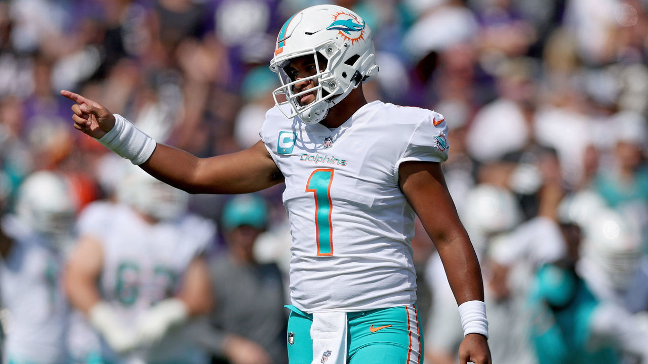 BALTIMORE, MARYLAND - SEPTEMBER 18: Tua Tagovailoa #1 of the Miami Dolphins celebrates a touchdown in the second quarter against the Baltimore Ravens at M&T Bank Stadium on September 18, 2022 in Baltimore, Maryland.