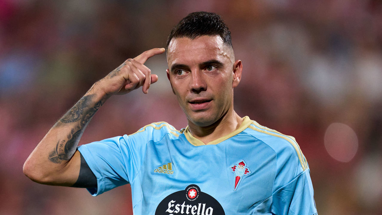 GIRONA, SPAIN - AUGUST 26: Iago Aspas of RC Celta reacts during the LaLiga Santander match between Girona FC and RC Celta at Montilivi Stadium on August 26, 2022 in Girona, Spain.
