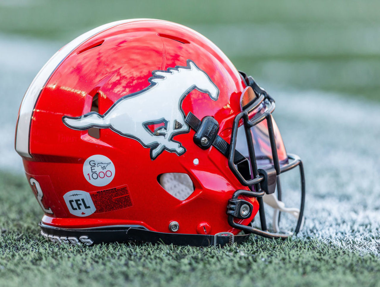 CFL players ditching 'safer helmets'