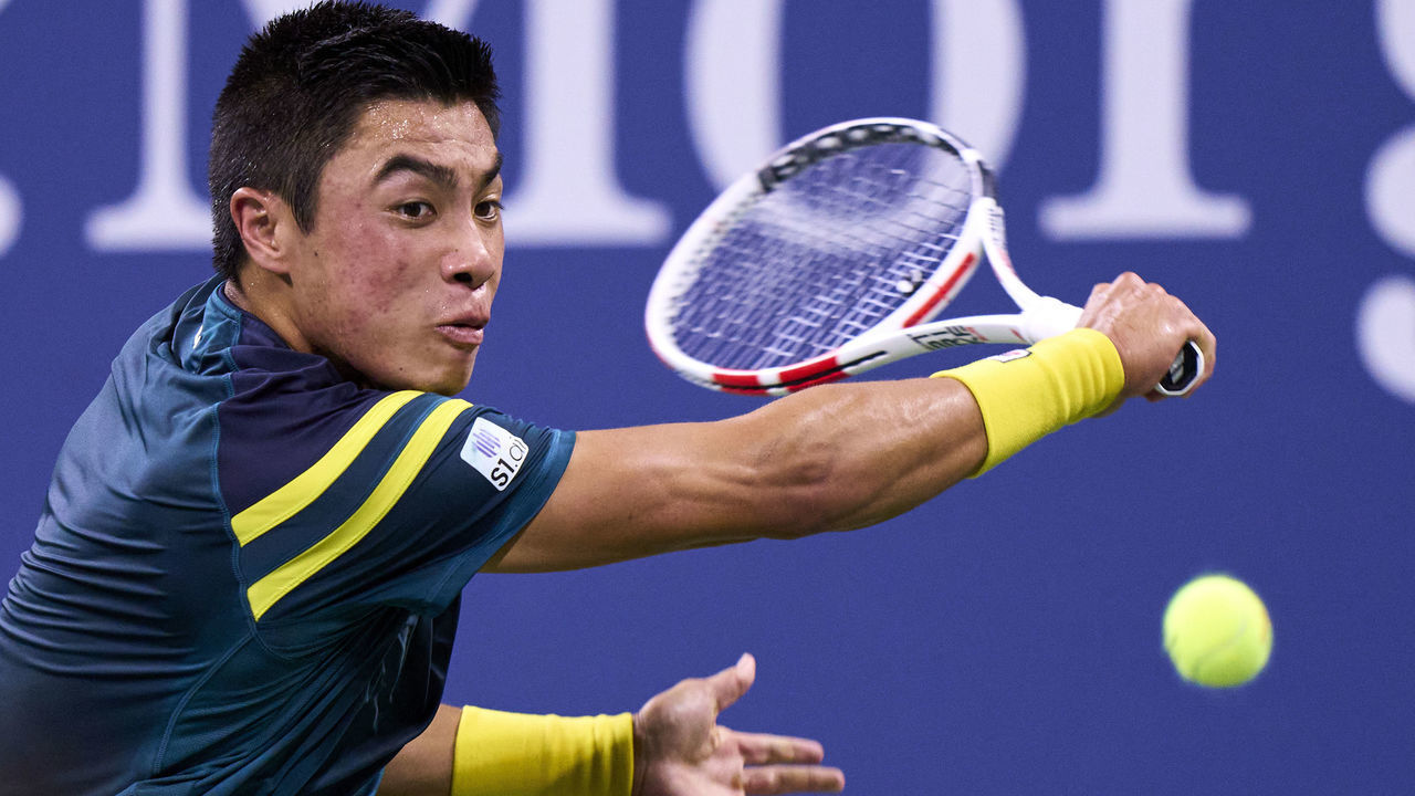 NEW YORK, NEW YORK - SEPTEMBER 03: Brandon Nakashima of the United States looks to return a ball against against Jannik Sinner of Italy during their Men's Singles Third Round match on Day Six of the 2022 US Open at USTA Billie Jean King National Tennis Center on September 03, 2022 in the Flushing neighborhood of the Queens borough of New York City.