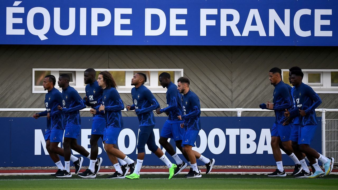 France's players take part in a training session in Clairefontaine-en-Yvelines on September 19, 2022 as part of the team's preparation for the upcoming UEFA Nations League football matches.