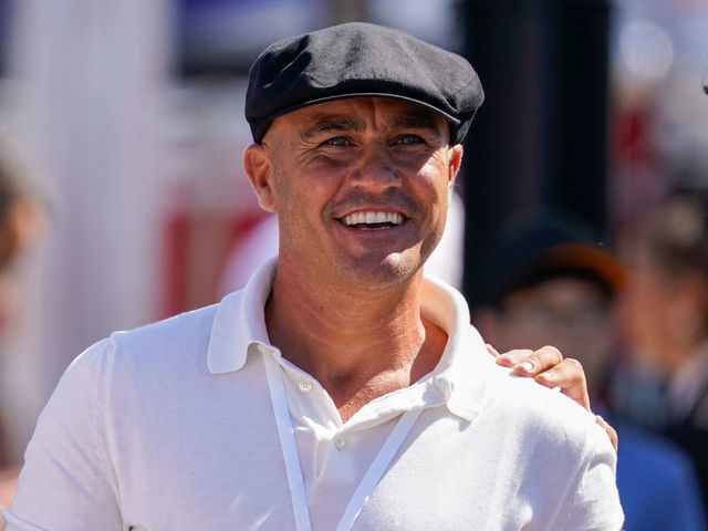 Cannavaro returns to coaching at Serie B side Benevento