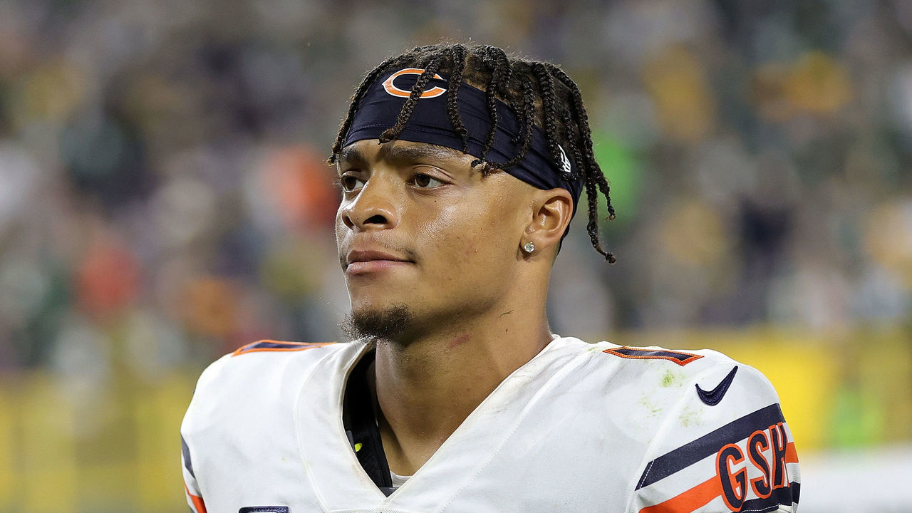 GREEN BAY, WISCONSIN - SEPTEMBER 18: Justin Fields #1 of the Chicago Bears leaves the field following a game against the Green Bay Packers at Lambeau Field on September 18, 2022 in Green Bay, Wisconsin. The Packers defeated the Bears 27-10.