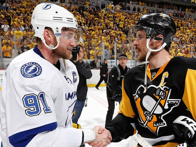 PITTSBURGH, PA - MAY 26: Sidney Crosby #87 of the Pittsburgh Penguins shakes hands with Steven Stamkos #91 of the Tampa Bay Lightning after a 2-1 win in Game Seven of the Eastern Conference Final during the 2016 NHL Stanley Cup Playoffs at Consol Energy Center on May 26, 2016 in Pittsburgh, Pennsylvania.