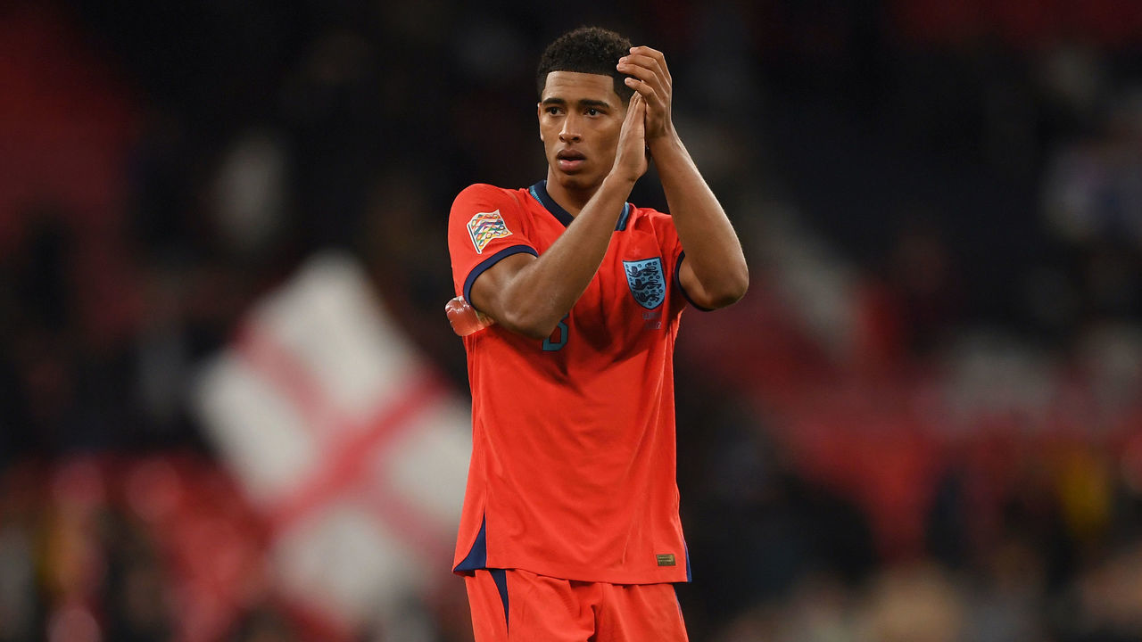 LONDON, ENGLAND - SEPTEMBER 26: Jude Bellingham of England applauds fans after the UEFA Nations League League A Group 3 match between England and Germany at Wembley Stadium on September 26, 2022 in London, England.