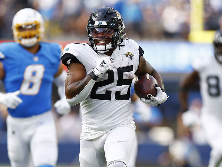 NFL on ESPN - Breaking: The New York Jets are trading a sixth-round pick  that could become a fifth to the Jacksonville Jaguars for RB James Robinson,  per Adam Schefter. The trade