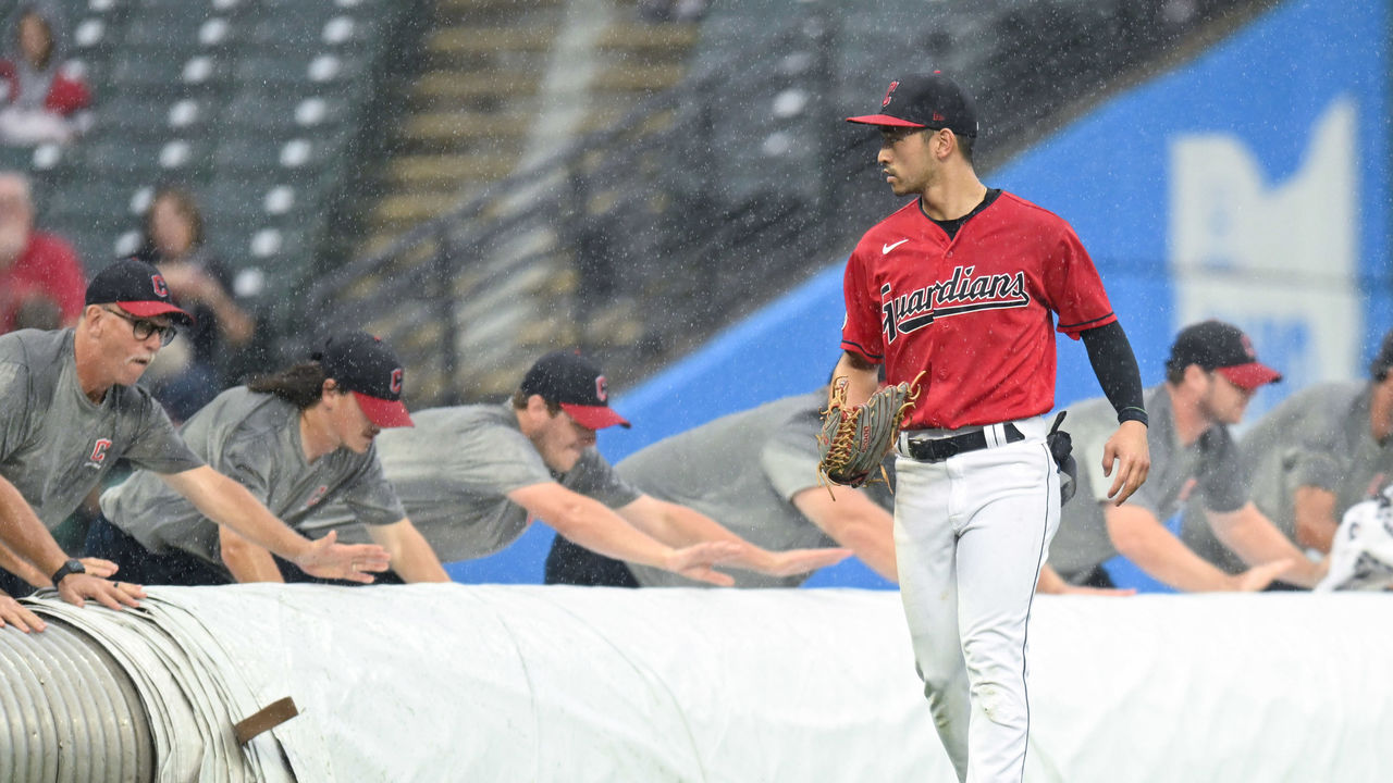 Cleveland Guardians drop both doubleheader games against Marlins