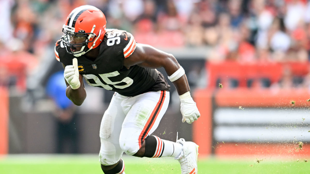 CLEVELAND, OH - SEPTEMBER 18: Myles Garrett #95 of the Cleveland Browns rushes the line of scrimmage during the second half against the New York Jets at FirstEnergy Stadium on September 18, 2022 in Cleveland, Ohio.