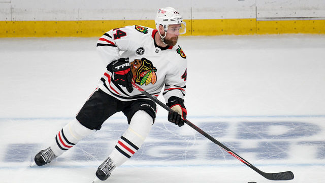 LOS ANGELES, CA - APRIL 21: Chicago Blackhawks Defenceman Calvin de Haan (44) during a Los Angeles Kings game versus the Chicago Blackhawks on April 21, 2022, at the Crypto.com Arena in Los Angeles, CA.