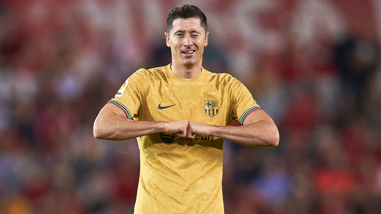 MALLORCA, SPAIN - OCTOBER 01: Robert Levandowski of Barcelona celebrates after scoring his first team goal during the LaLiga Santander match between RCD Mallorca and FC Barcelona at Estadi de Son Moix on October 01, 2022 in Mallorca, Spain.