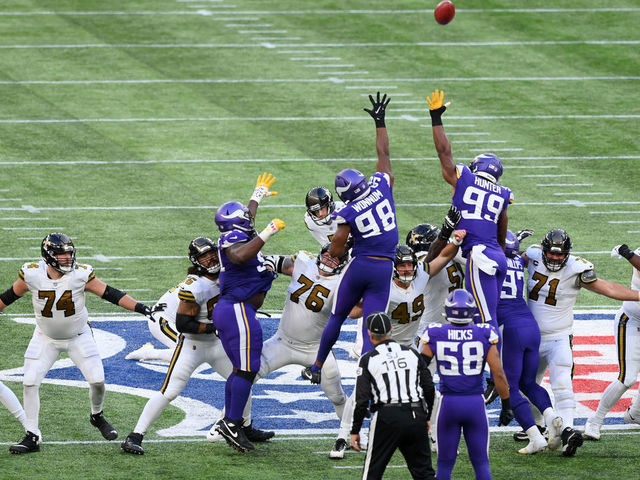 Minnesota Vikings 28, New Orleans Saints 25: Vikings hang on in