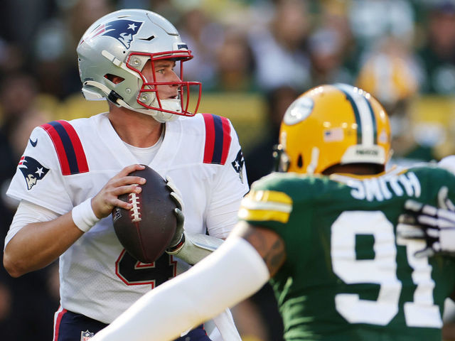 Mason Crosby's FG in OT helps Packers edge Patriots, Zappe 27-24