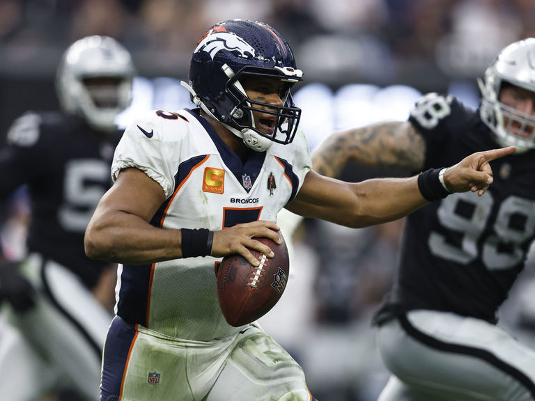 Broncos' offense hurt by awful 3rd quarter in loss to Vegas - The San Diego  Union-Tribune