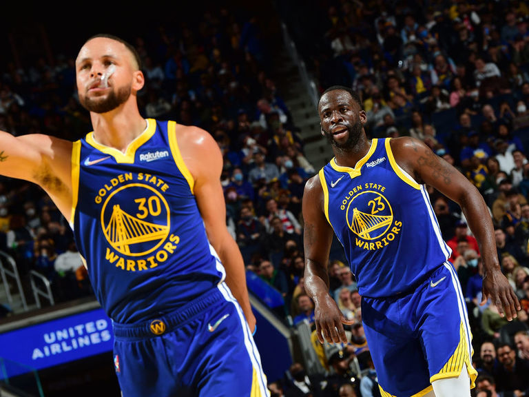 Draymond: Steph is 'trying to defeat age' | theScore.com