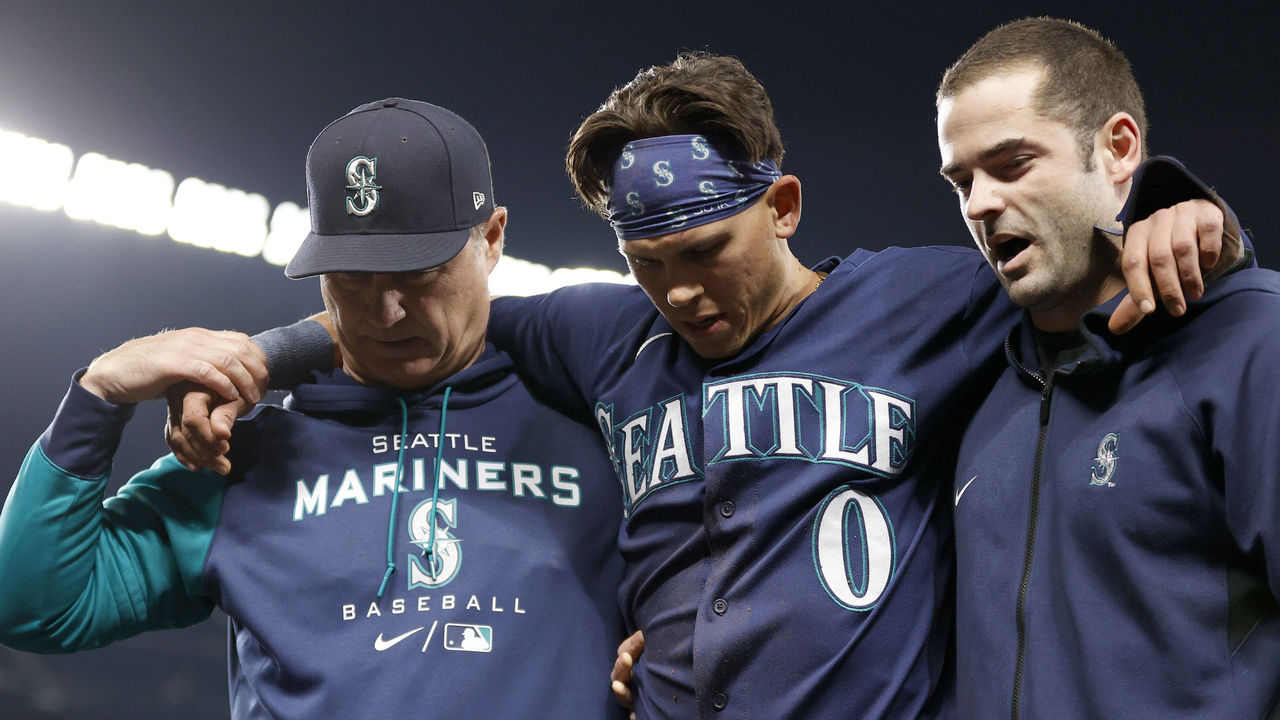 Mariners utilityman Haggerty hurt, out for start of playoffs