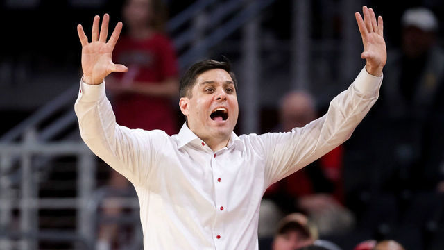 CINCINNATI, OHIO - FEBRUARY 20: Head coach Wes Miller of the Cincinnati Bearcats calls out instructions in the second half against the Temple Owls at Fifth Third Arena on February 20, 2022 in Cincinnati, Ohio.