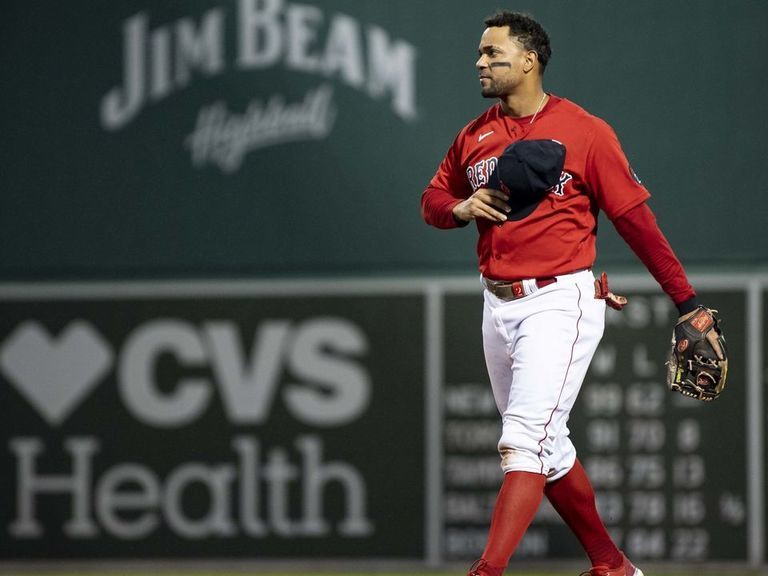 Bogaerts reportedly leaving Red Sox to sign with Padres for 11