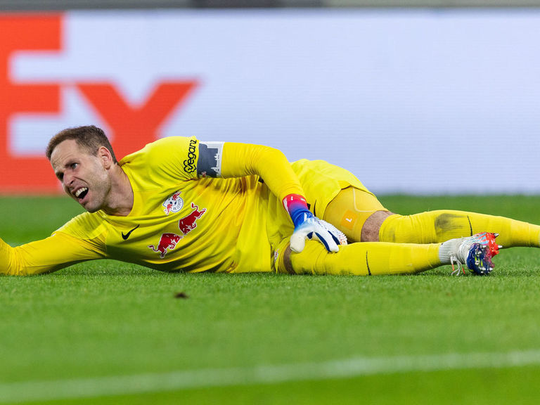 RB Leipzig captain Gulacsi out for the season after ACL tear | theScore.com