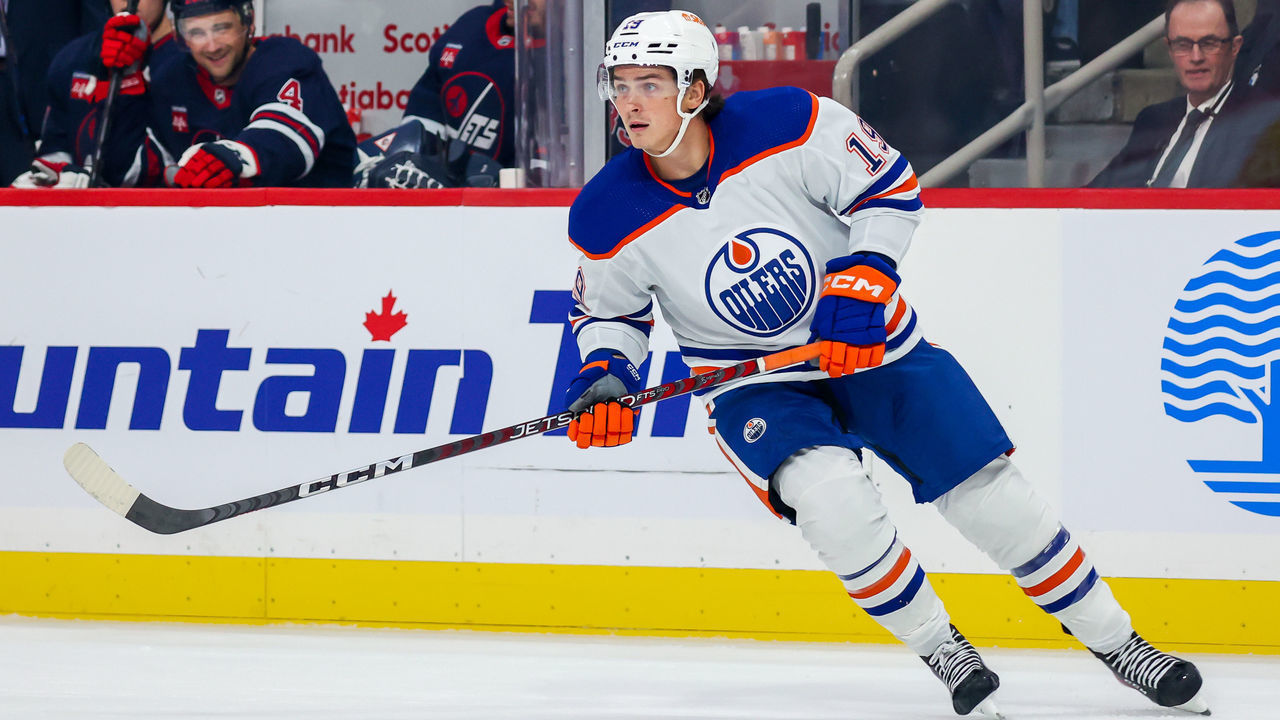 WINNIPEG, CANADA - OCTOBER 01: Jake Virtanen #19 of the Edmonton Oilers keeps an eye on the play during first period action against the Winnipeg Jets in a pre-season game at Canada Life Centre on October 01, 2022 in Winnipeg, Manitoba, Canada.