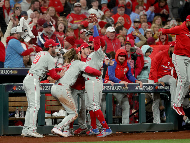 Photo: Philadelphia Phillies Edmundo Sosa Is Safe At Home