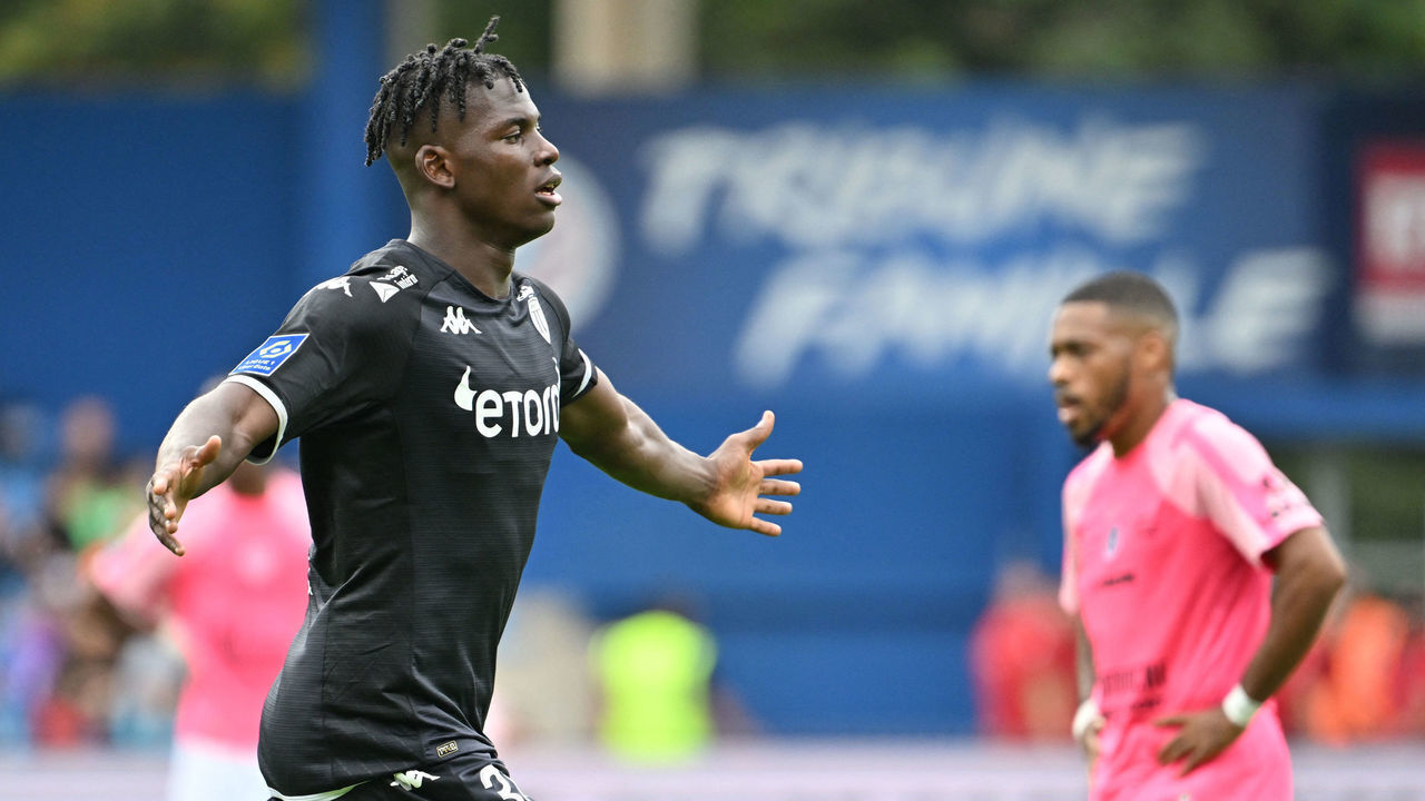 Monaco's Swiss forward Breel Embolo celebrates scoring his team's first goal during the French L1 football match between Montpellier Herault SC and AS Monaco at Stade de la Mosson in Montpellier, southern France on October 9, 2022. - Em